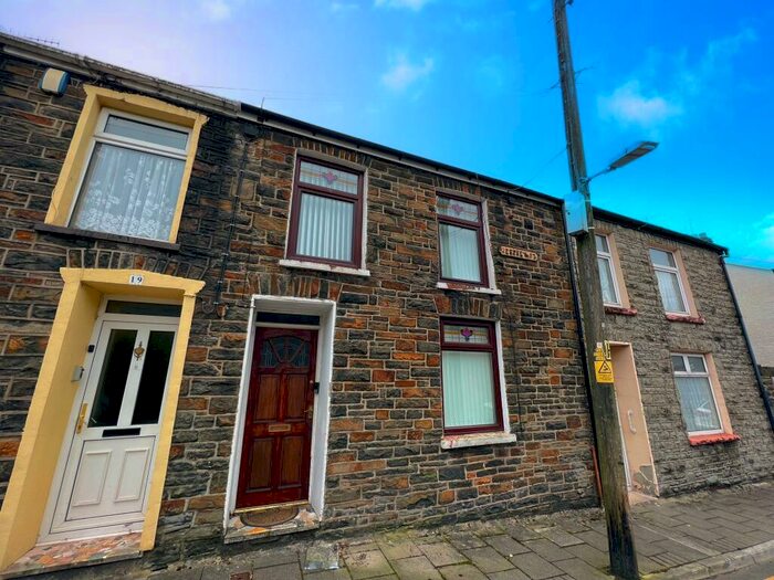 3 Bedroom House To Rent In Jeffrey Street, Mountain Ash, CF45