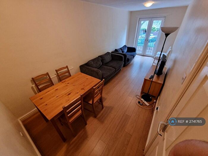 6 Bedroom Terraced House To Rent In Bridgelea Road, Withington, M20