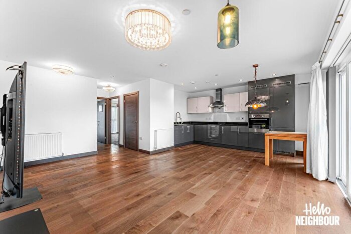 2 Bedroom Apartment To Rent In Sharleston Court, Abbey Road, London, IG11