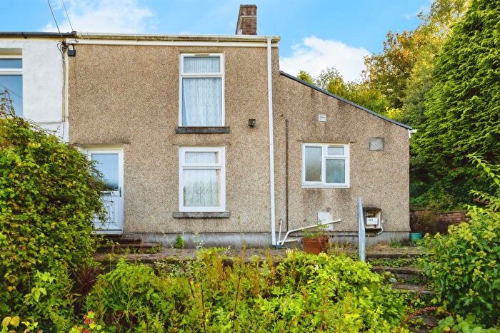 3 Bedroom Semi-Detached House For Sale In Blaencedi, Penclawdd, Swansea, SA4