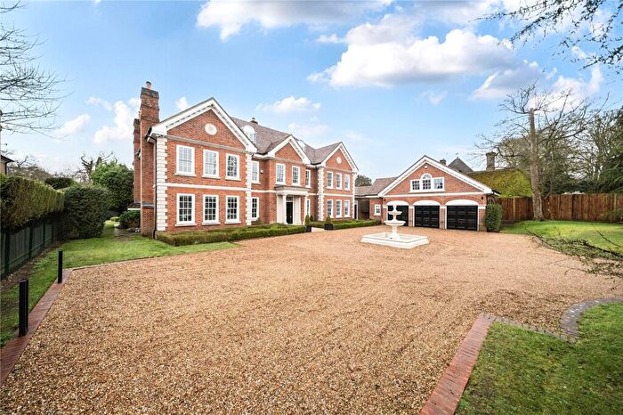 8 Bedroom Detached House For Sale In Holbrook Lane, Chislehurst, BR7