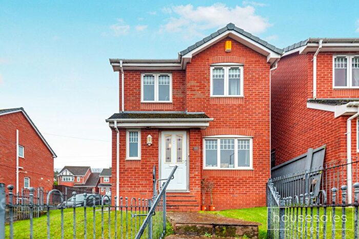 3 Bedroom Detached House For Sale In Chester Road, Warrington, WA6