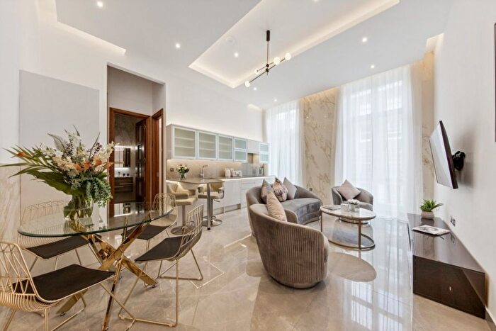 1 Bedroom Flat To Rent In Gloucester Place, London, W1U