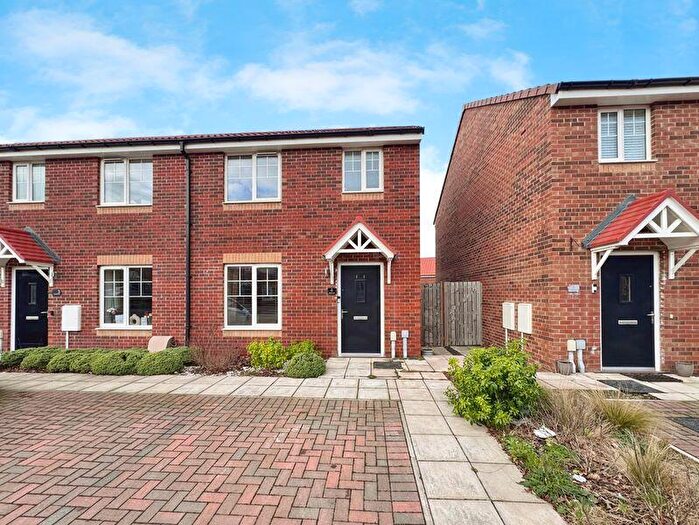 2 Bedroom End Of Terrace House For Sale In Skylark Grove, Ryton, NE40
