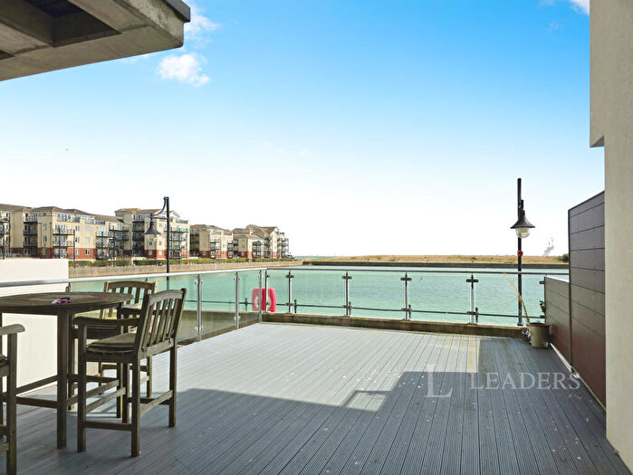1 Bedroom Apartment To Rent In Bimini Court, Midway Quay, Sovereign Harbour, Eastbourne, BN23