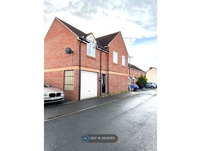 2 Bedroom Flat To Rent In Crowpill Lane, Bridgwater, TA6