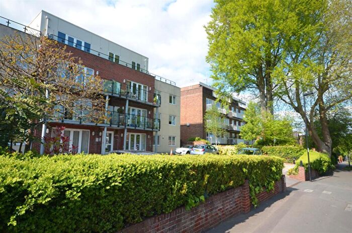 2 Bedroom Flat To Rent In Winn Road, Southampton, SO17
