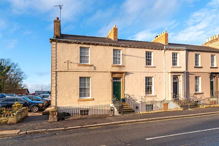 3 Bedroom End Terrace House For Sale In High Street, Coldstream, TD12