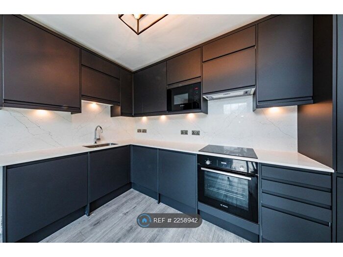 1 Bedroom Flat To Rent In Streatham Hill, London, SW2