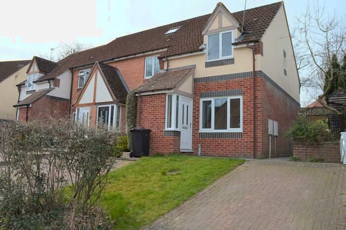 2 Bedroom End Of Terrace House To Rent In Aismunderby Close, Ripon, HG4