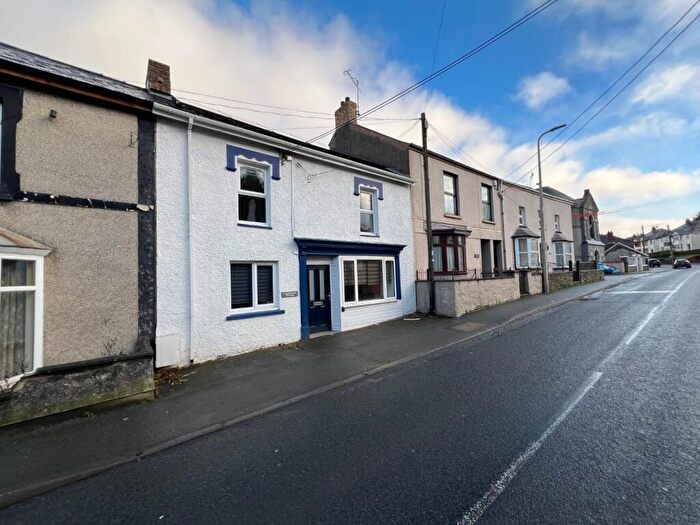 4 Bedroom Cottage For Sale In Ebenezer Street, Newcastle Emlyn, SA38