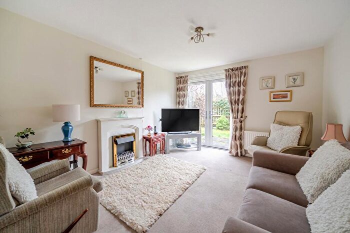 1 Bedroom Retirement Property For Sale In Oaktree Court, Portland Drive, Willen, Milton Keynes, MK15
