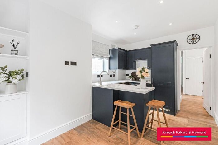 2 Bedroom Flat To Rent In Laleham Road, London, SE6