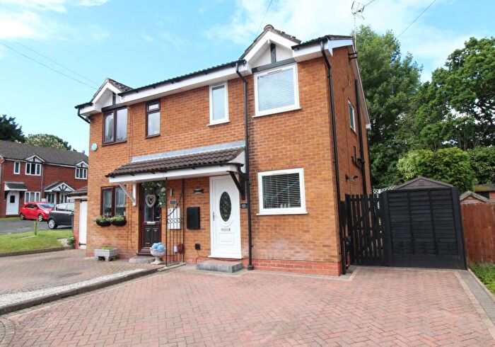 2 Bedroom Semi Detached House For Sale In Orchard Rise, Birmingham, West Midlands, B26