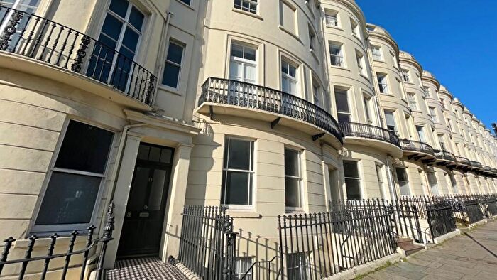 1 Bedroom House Of Multiple Occupation To Rent In Brunswick Place, Brighton, East Sussex, BN3