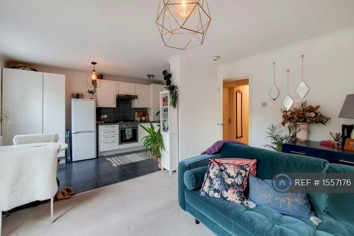 1 Bedroom Flat To Rent In Balham Park Road, London, SW12