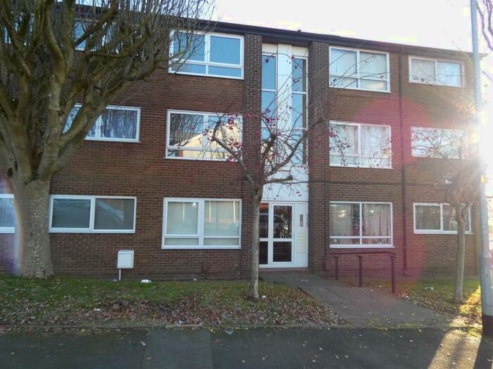 2 Bedroom Apartment To Rent In Pellowe Road, Oldham, OL8