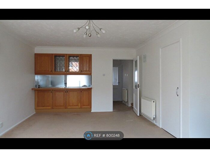 3 Bedroom Terraced House To Rent In Grove Road, Norwich, NR1