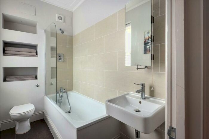 1 Bedroom Flat To Rent In Rushmore Road, Hackney, London, E5