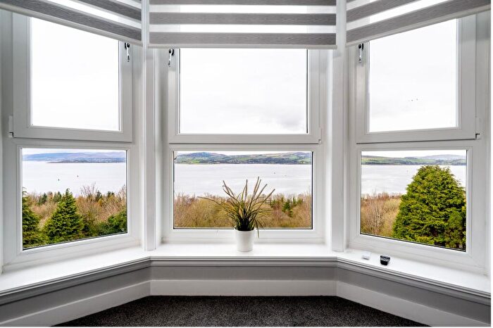 2 Bedroom Flat For Sale In Auchinleck Terrace, Port Glasgow, PA14