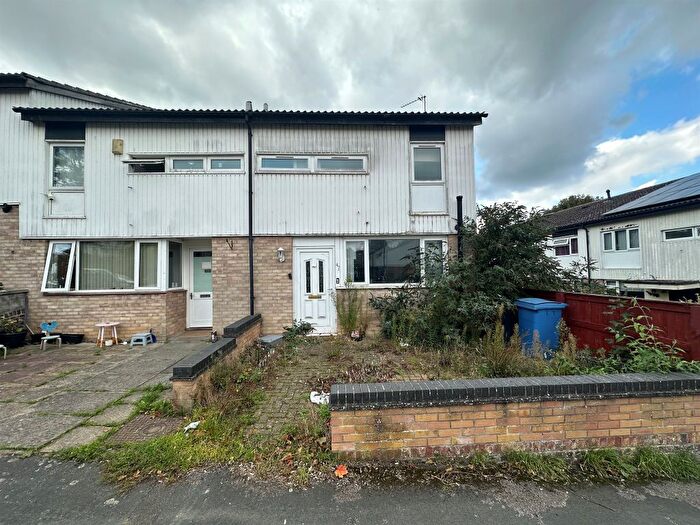 3 Bedroom Semi-Detached House For Sale In Essex Avenue, Sudbury, CO10