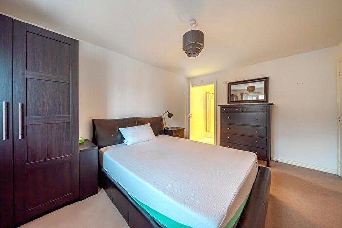 2 Bedroom Apartment To Rent In Didcot, Oxfordshire, OX11
