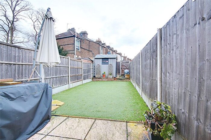 3 Bedroom Terraced House To Rent In Harman Road, Enfield, EN1