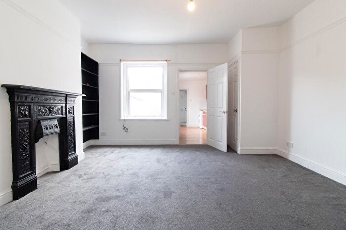 1 Bedroom Flat To Rent In Upper Banister Street, Southampton, SO15