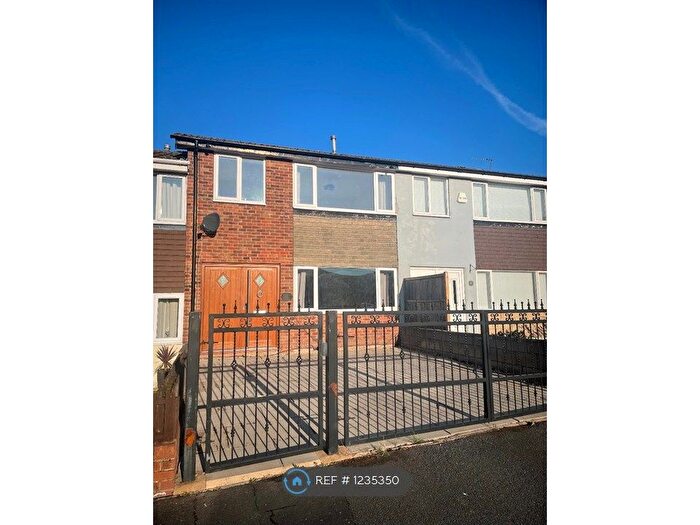 3 Bedroom Terraced House To Rent In Pickard Court, Leeds, LS15