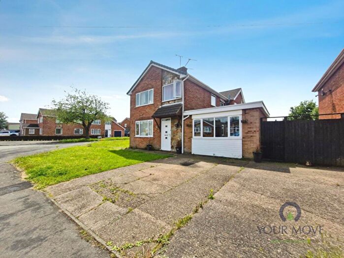 3 Bedroom Semi-Detached House For Sale In Valley Road, Ibstock, Leicestershire, LE67