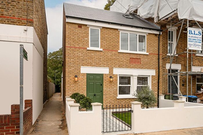 4 Bedroom End Terrace House For Sale In Cecil Road, London, SW19