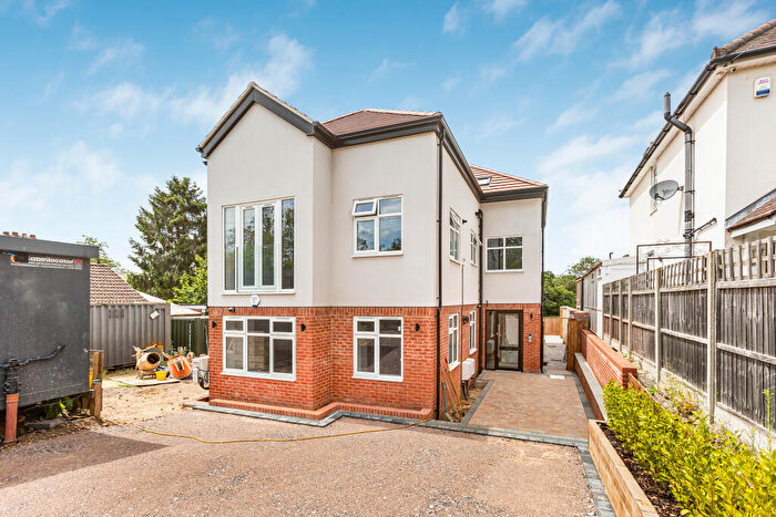 1 Bedroom Flat To Rent In Great North Road, Welwyn Garden City, Hertfordshire, AL8