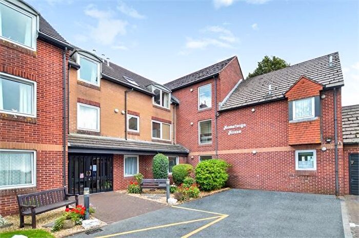 1 Bedroom Flat To Rent In Salisbury Road, Newton Abbot, Devon., TQ12