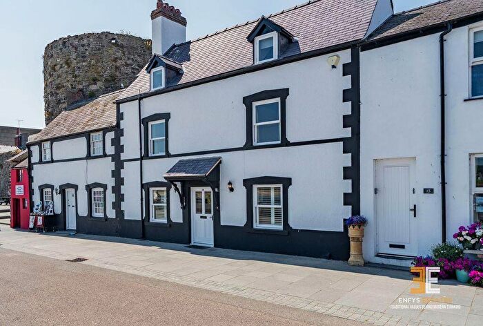5 Bedroom Terraced House For Sale In Lower Gate Street, Conwy, LL32