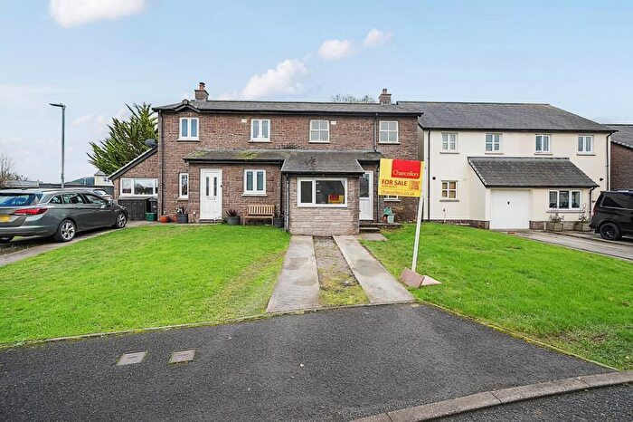 3 Bedroom Semi-Detached House For Sale In Warren Close, Hay-On-Wye, Hereford, HR3