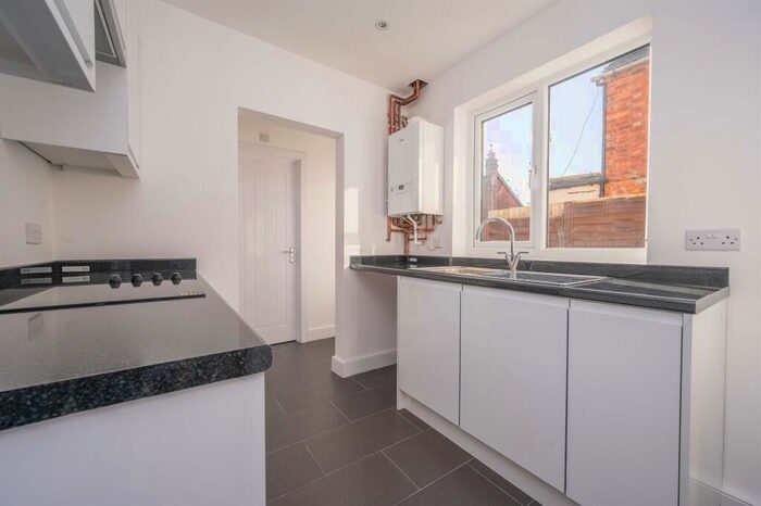 3 Bedroom House To Rent In Wellington Street, Kettering, NN16