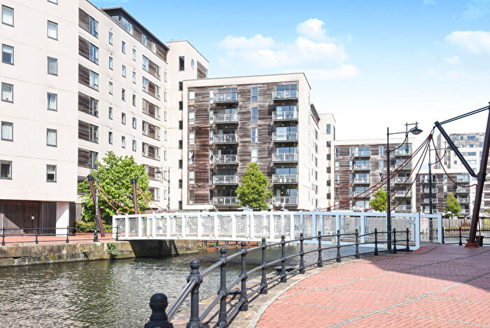 2 Bedroom Apartment To Rent In Capella House, Celestia, Cardiff, CF10