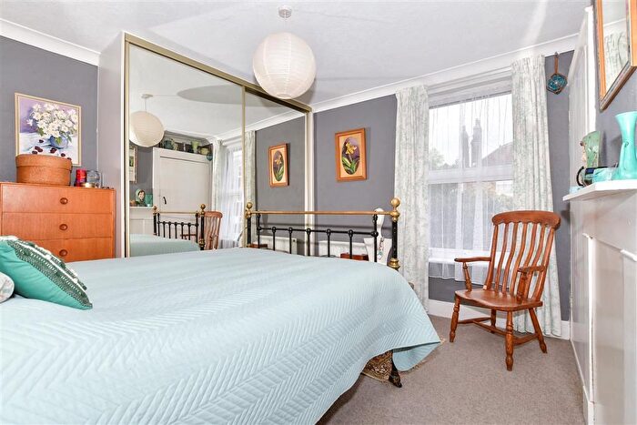 2 Bedroom End Of Terrace House For Sale In Eastgate Terrace, Rochester, Kent, ME1