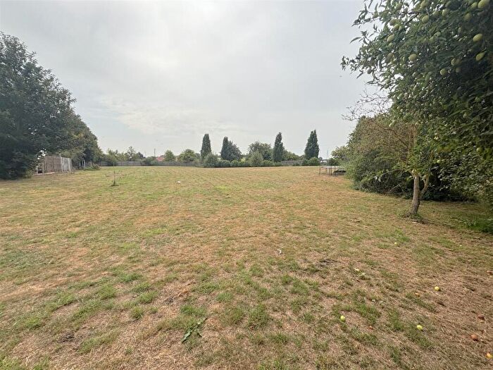5 Bedroom House To Rent In Stone Street, Hadleigh, IP7