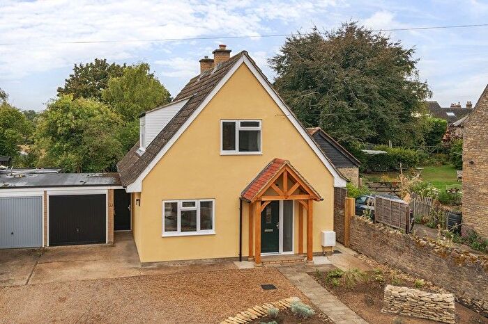 3 Bedroom Detached House To Rent In Park Road, Stevington, MK43