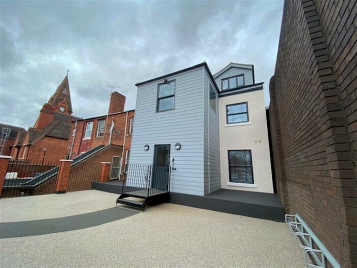 1 Bedroom Flat To Rent In High Street, Harborne, Bimringham, B17