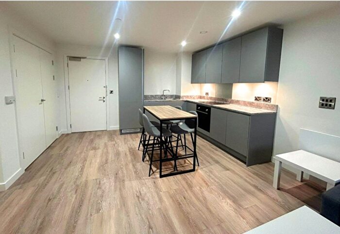 2 Bedroom Property To Rent In Greaves Tower, Worlds End Estate, London, SW10