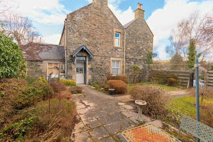 3 Bedroom Flat For Sale In Upper Loanside, Caledonian Road, Peebles, EH45