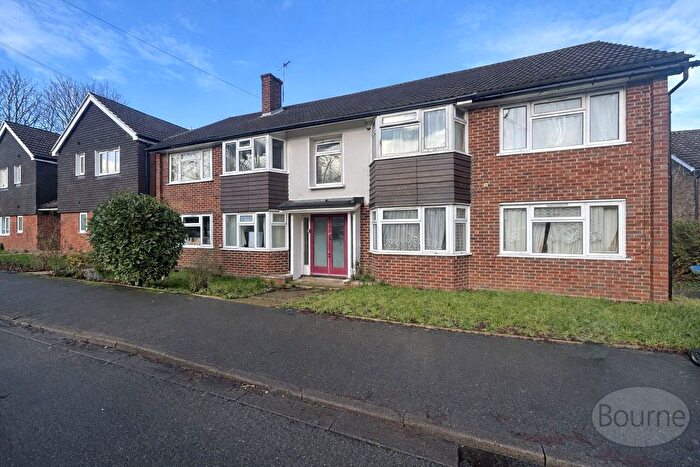 1 Bedroom Flat To Rent In Lyfield, Oxshott, Leatherhead, Surrey, KT22