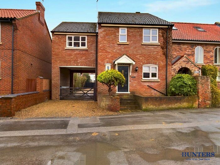4 Bedroom Detached House To Rent In The Archway, Market Weighton, York, YO43