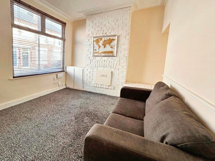 2 Bedroom Terraced House To Rent In Chilworth Street, Manchester, Greater Manchester, M14