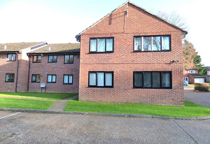 1 Bedroom Apartment To Rent In Bookham, KT23