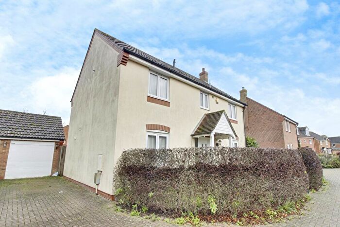 4 Bedroom Detached House For Sale In Hay Barn Road, Deeping St Nicholas, PE11