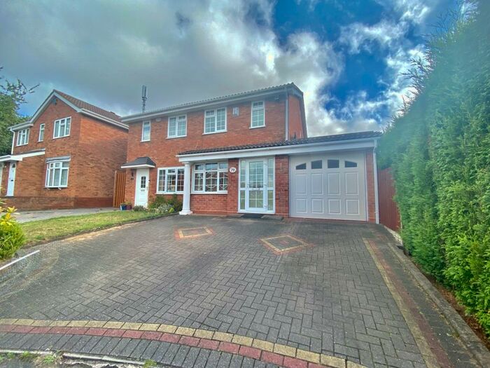 2 Bedroom Semi-Detached House To Rent In Loughshaw, Tamworth, B77