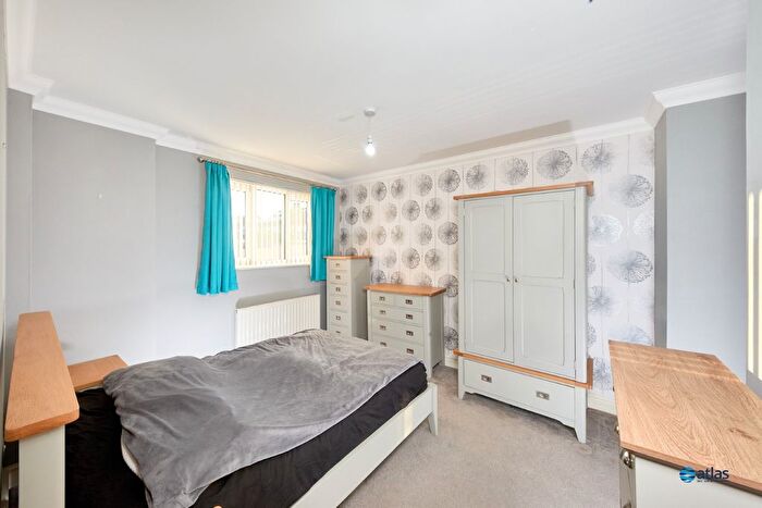 1 Bedroom Flat For Sale In Minehead Road, Aigburth, L17